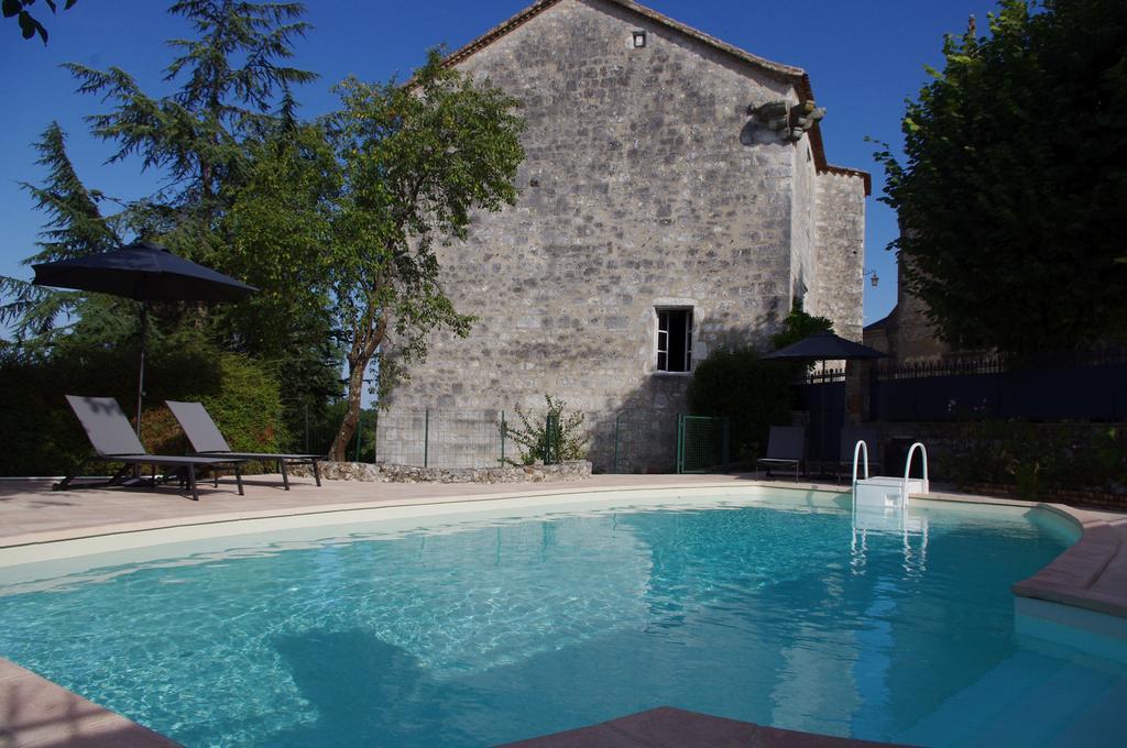 Château De *